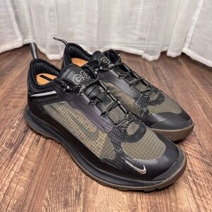 Nike ACG Air Nasu 2 Mens 10.5 Black Anthracite Trail Shoes Hiking Camp Used